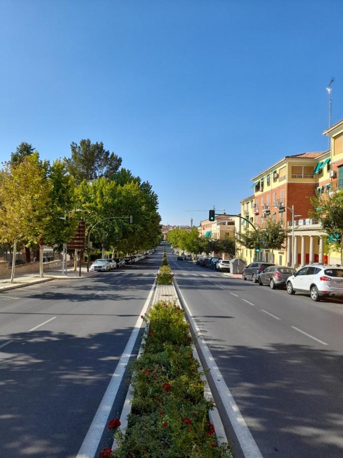 No Fiestas, 5 Dormitorios Solo Familias, Parejas O Trabajo Parking Publico Gratis A 300M Толедо Екстериор снимка